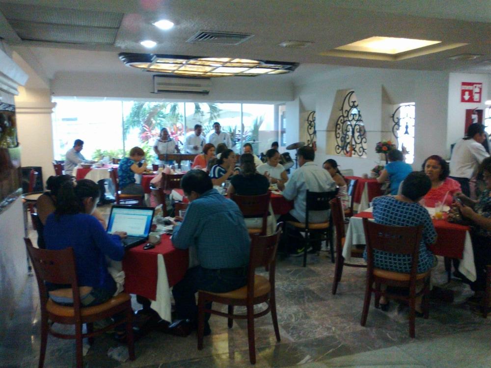 Hotel Maya Tabasco Villahermosa Bagian luar foto