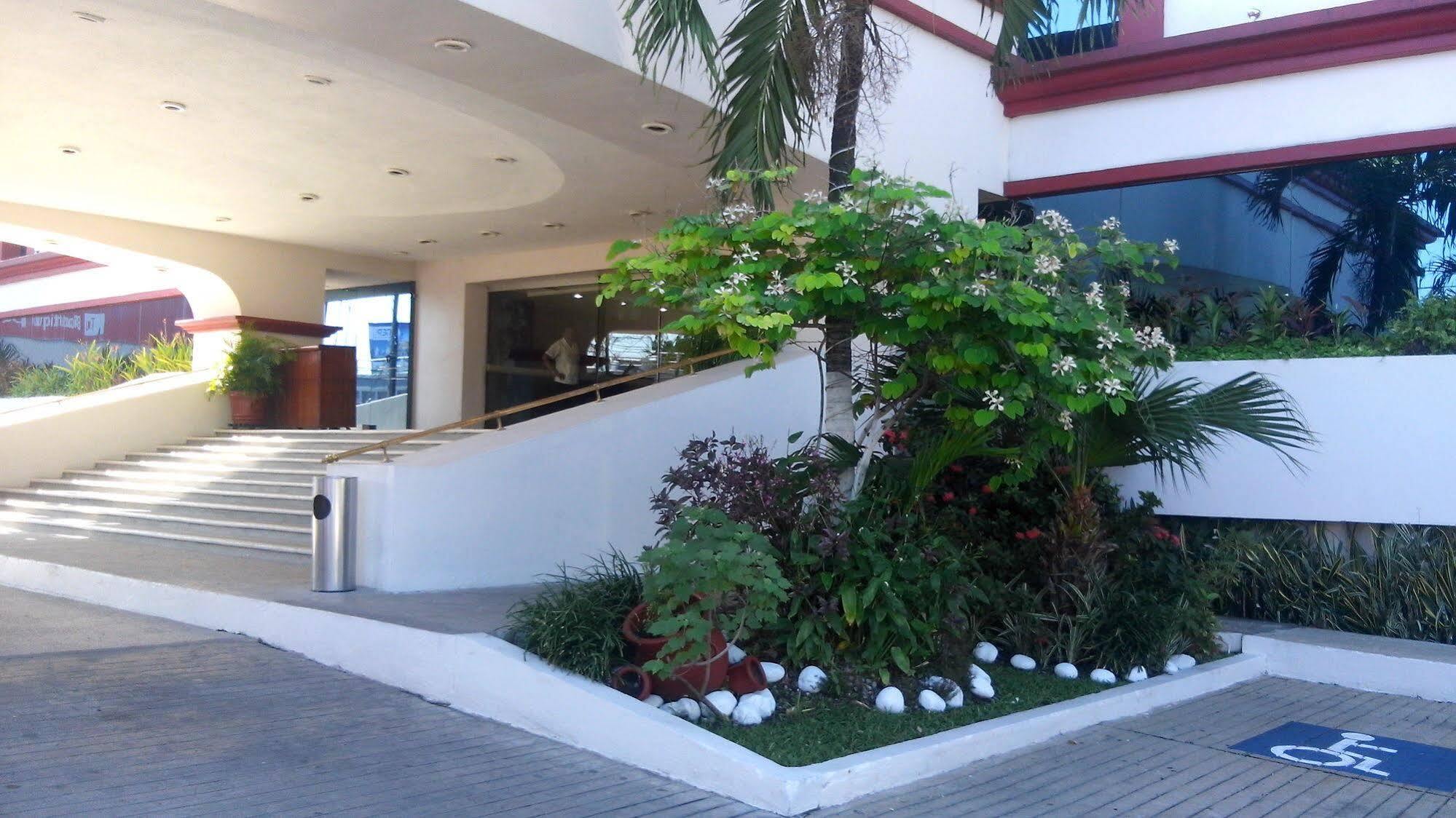 Hotel Maya Tabasco Villahermosa Bagian luar foto